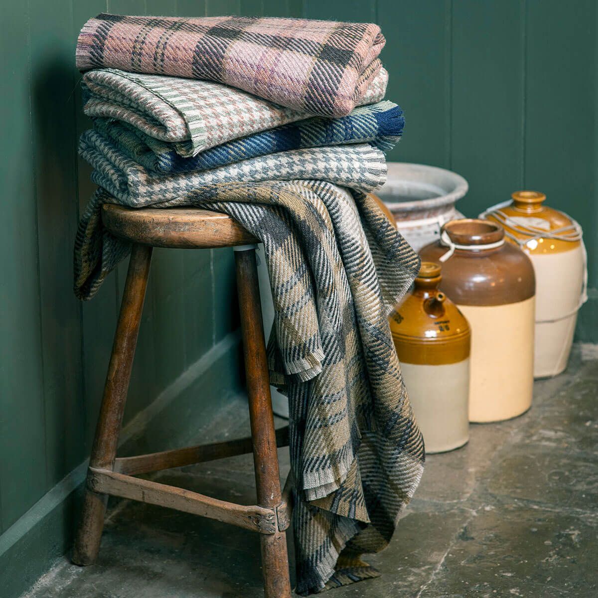 Barlow & Potts Polo Blanket - Bracken British Wool Lochaber Pearl