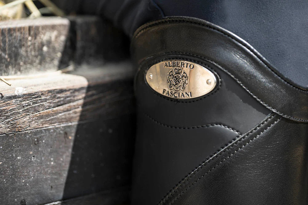 Urbino Plaque Show Jumping Boots - Black