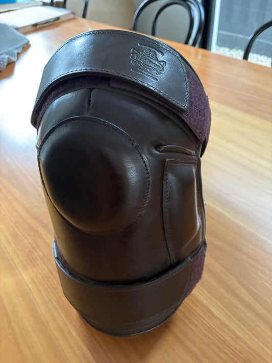 Casa Fagliano - Velcro Kneeguards - (Brown)