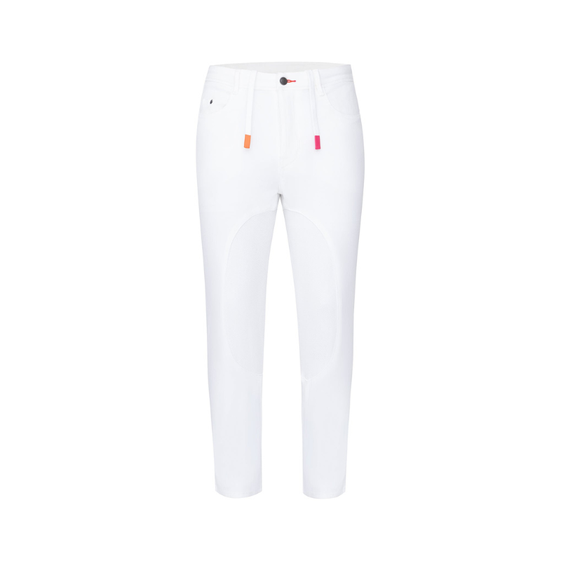 White Close Contact Jeans
